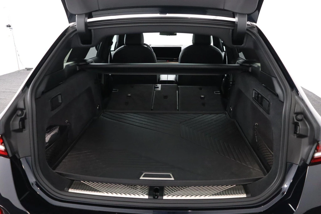 BMW i5 – foto 22