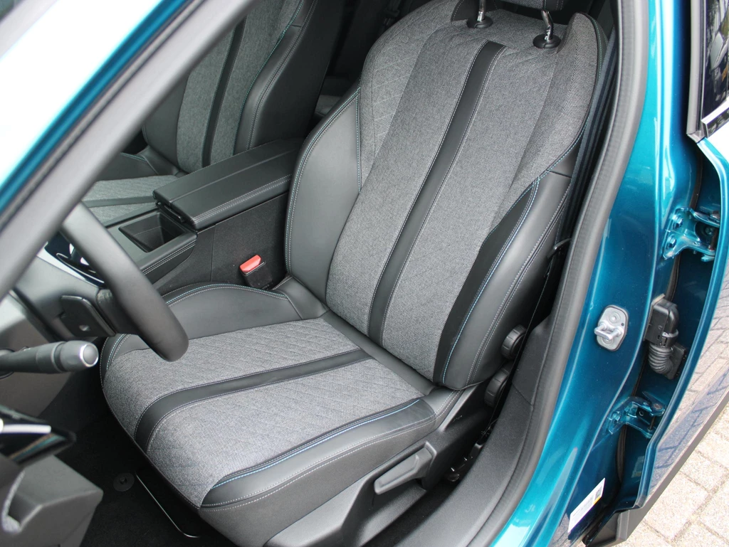 Peugeot 408 – foto 9