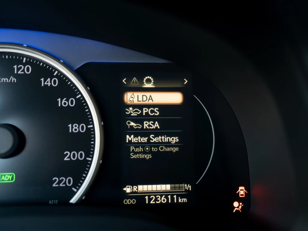 Lexus CT – foto 39