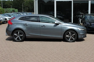 Volvo V40 – thumbnail 5