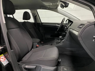 Volkswagen Golf – thumbnail 9
