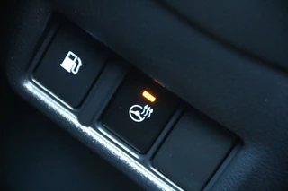 Toyota C-HR – thumbnail 16