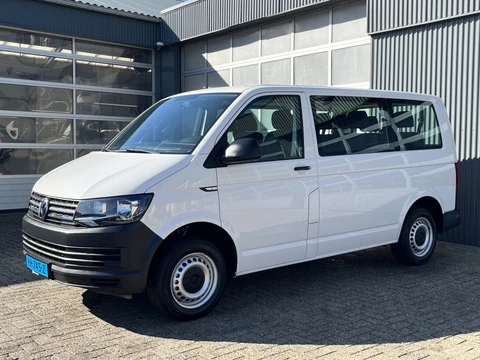 Volkswagen Transporter Kombi 2.0 TDI L1H1 Incl btw 9-Persoons Personenvervoer Taxi met Airco Telefoonverbinding Groepsvervoer Euro 6