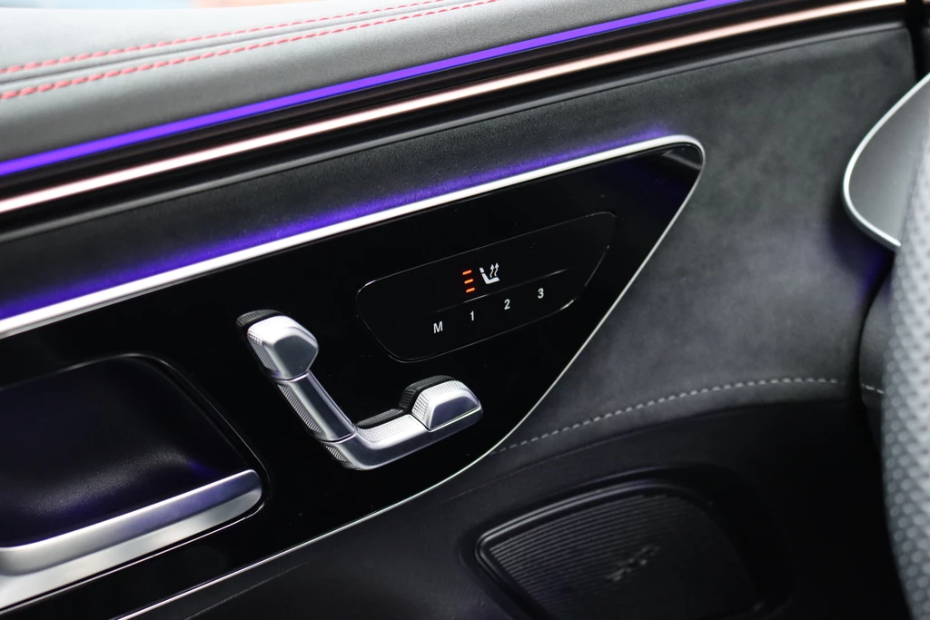 Mercedes-Benz EQE – foto 15