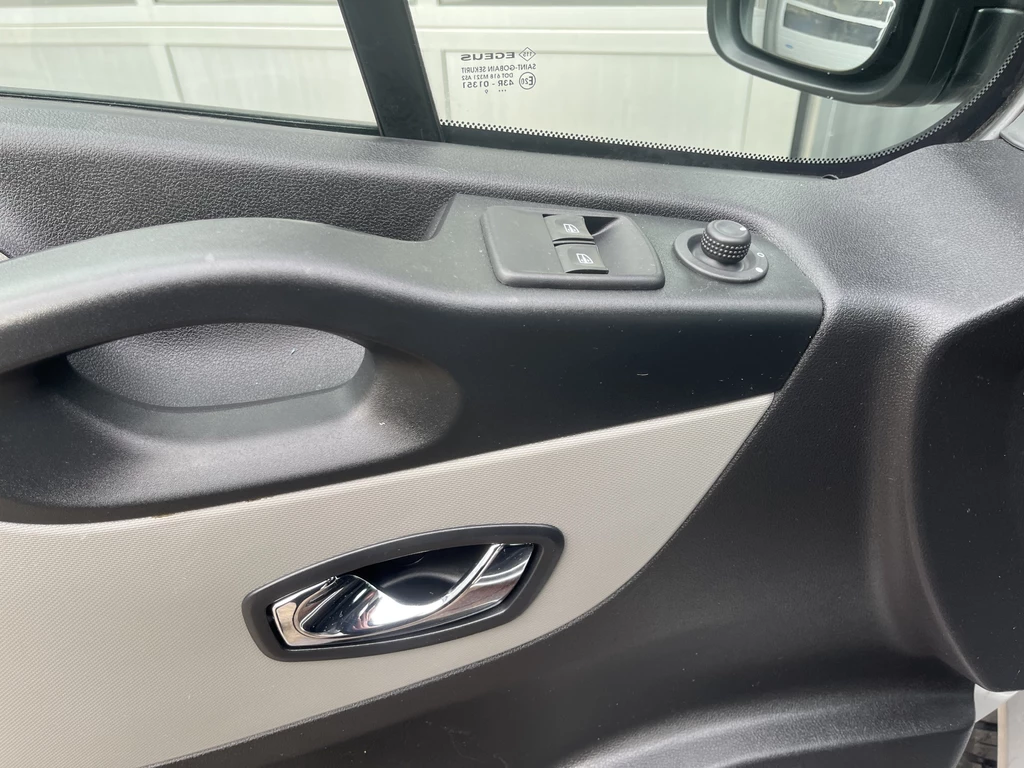 Renault Trafic – foto 15