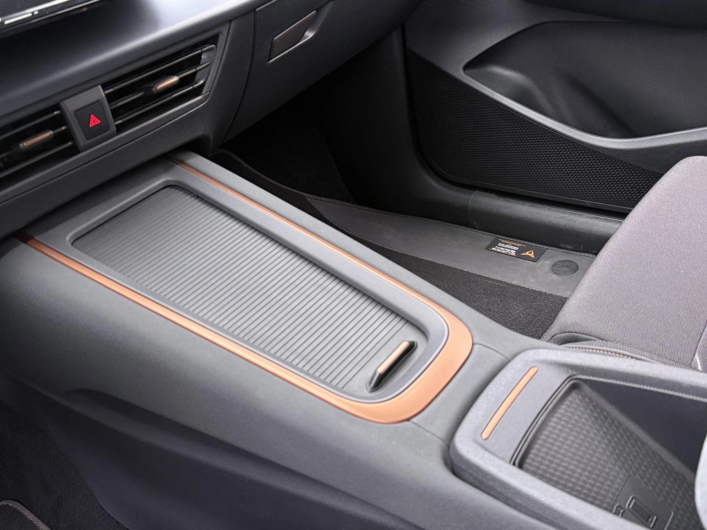 CUPRA Born – foto 32