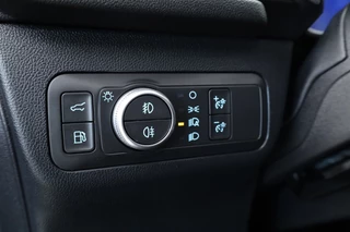 Ford Kuga – thumbnail 16