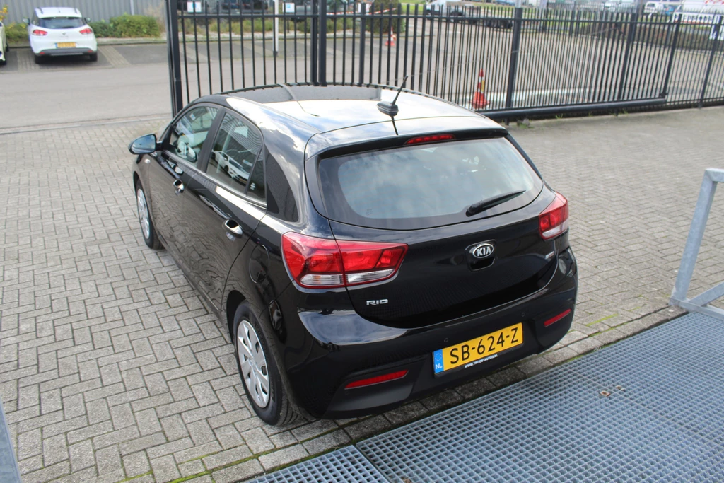 Kia Rio – foto 3