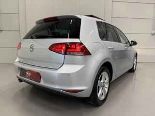 Volkswagen Golf – thumbnail 5