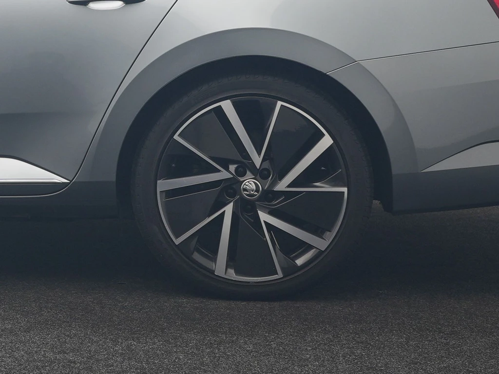 Škoda Superb – foto 51