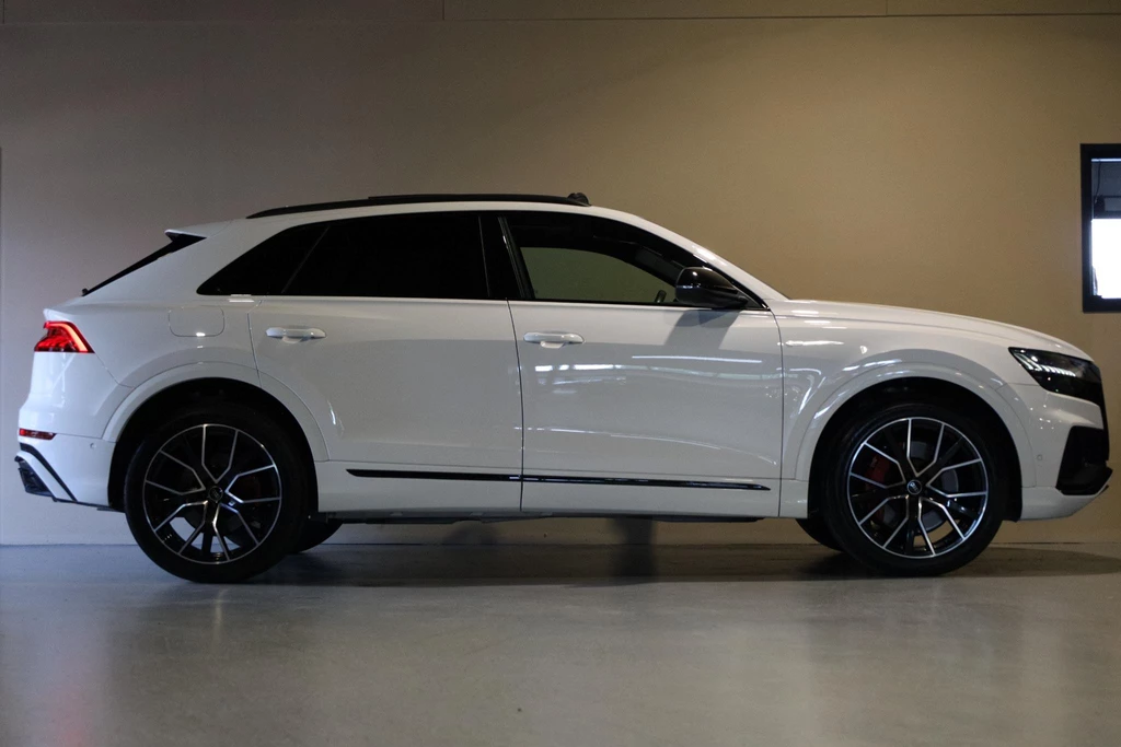Audi Q8 – foto 10