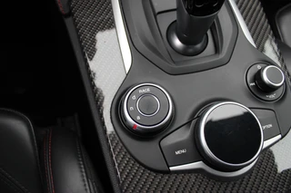 Alfa Romeo Stelvio – thumbnail 32