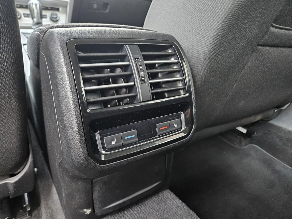 Volkswagen Passat – foto 27