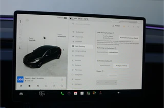 Tesla Model 3 – thumbnail 18