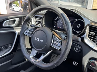 Kia ProCeed – thumbnail 37