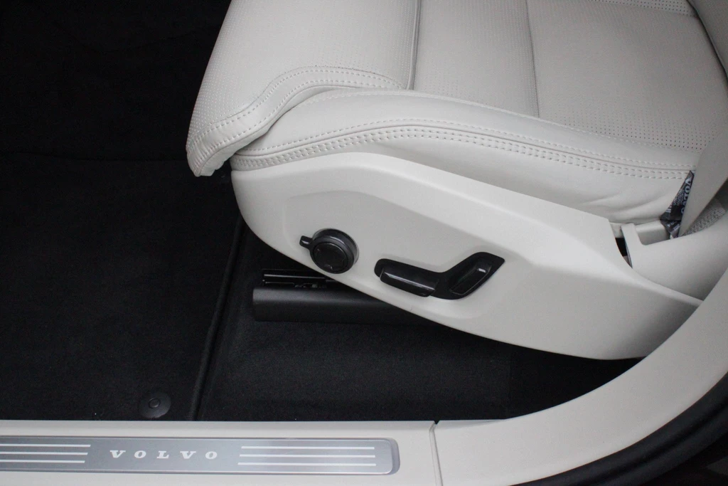 Volvo XC90 – foto 23