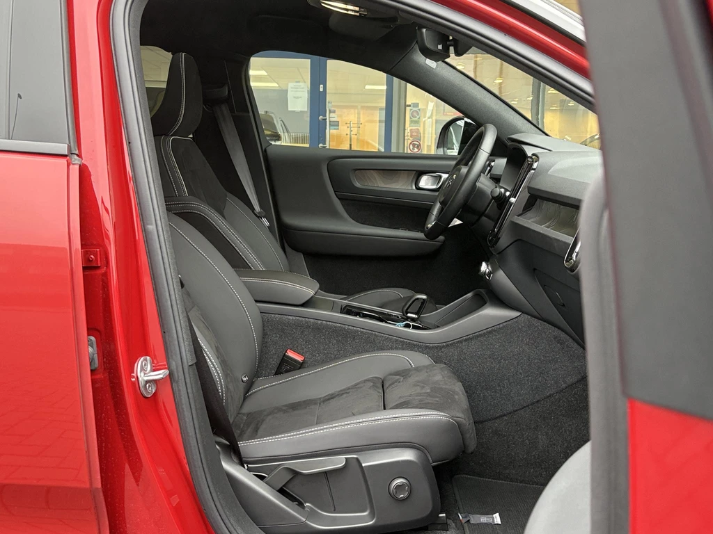 Volvo C40 – foto 9