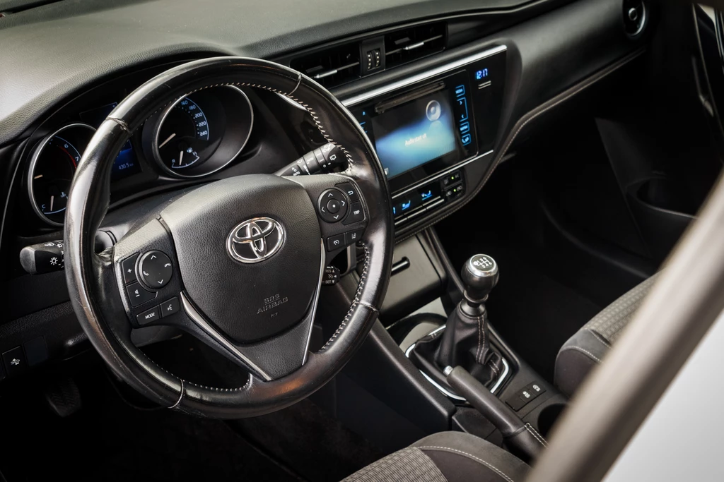 Toyota Auris – foto 24