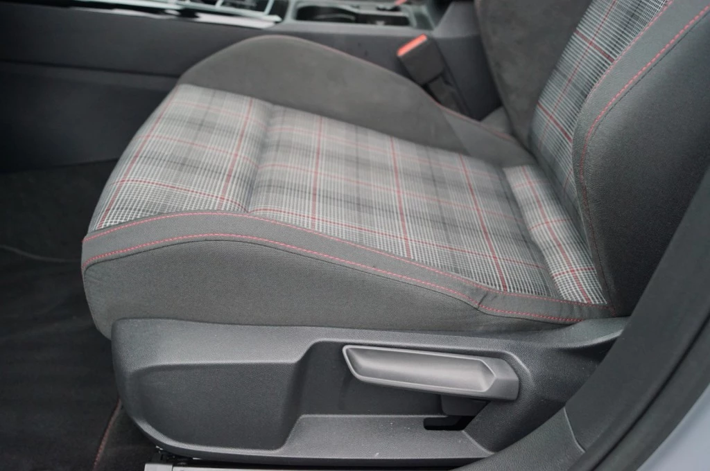 Volkswagen Golf – foto 36