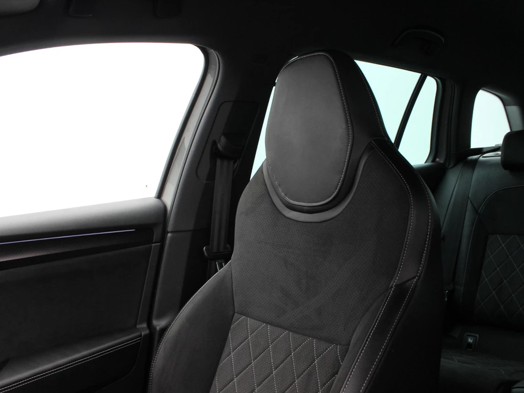 Škoda Superb – foto 35