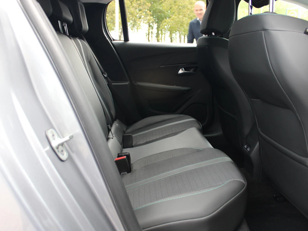 Peugeot 208 – foto 14