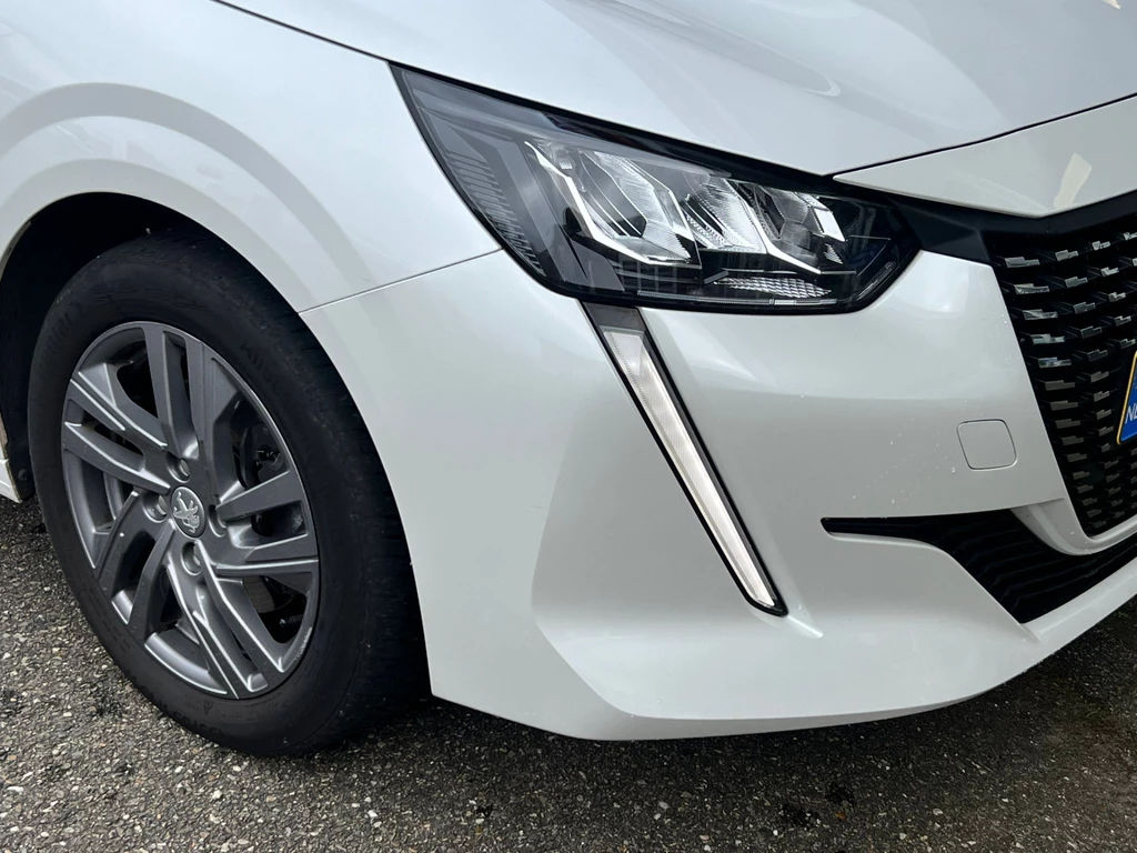 Peugeot 208 – foto 6