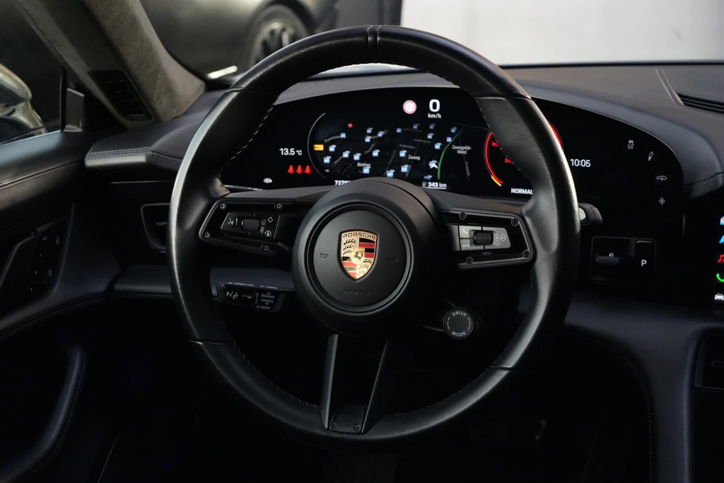 Porsche Taycan – foto 9