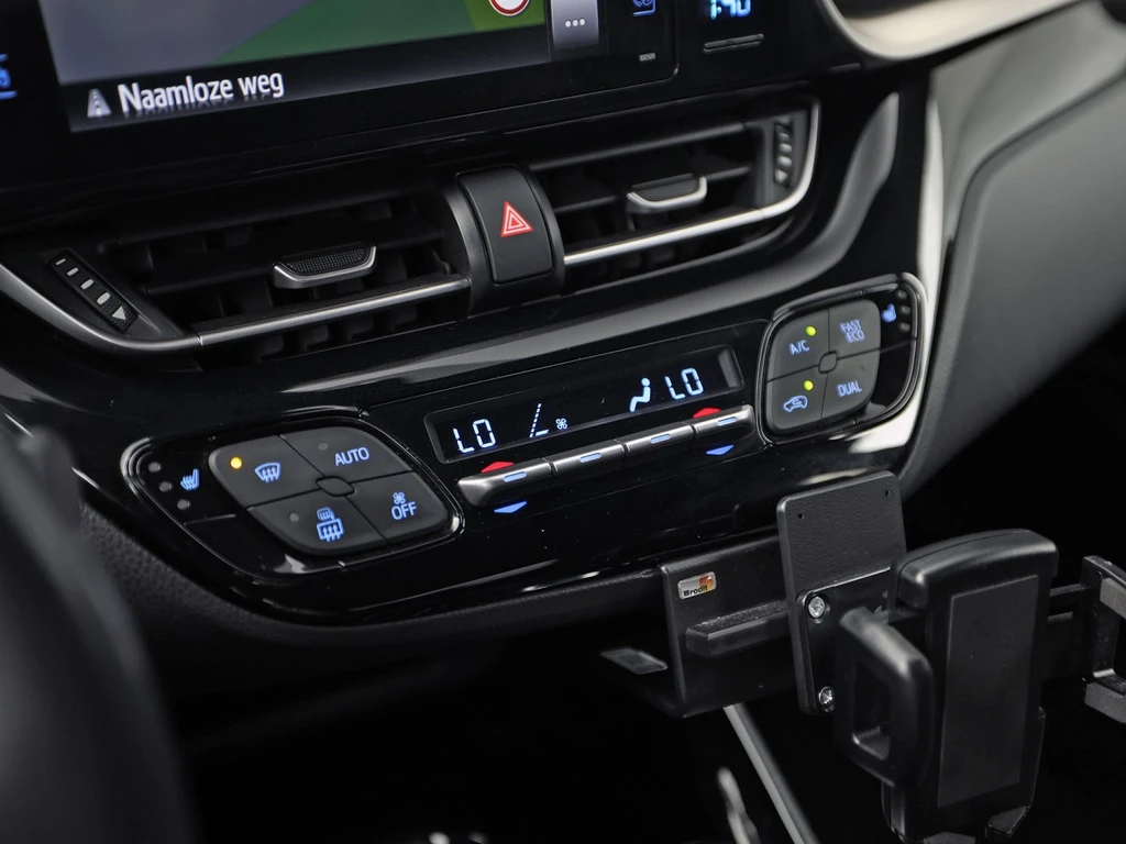 Toyota C-HR – foto 9