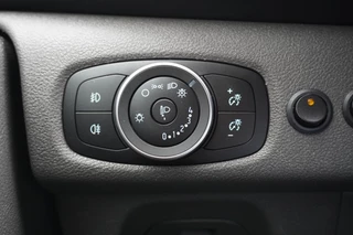 Ford Transit Custom – thumbnail 19