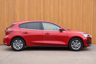Ford Focus – thumbnail 5