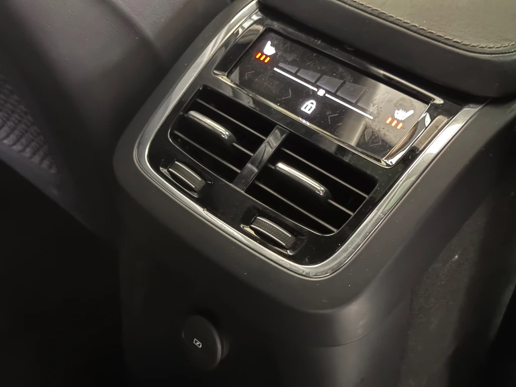 Volvo XC90 – foto 16