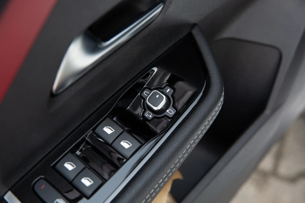 Opel Astra – foto 23