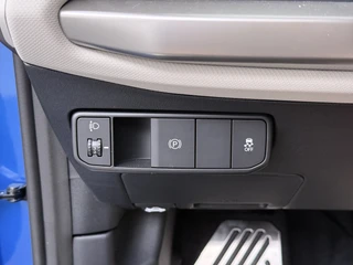 Kia EV4 – thumbnail 22