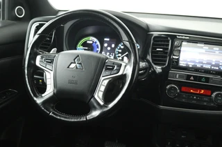 Mitsubishi Outlander – thumbnail 8