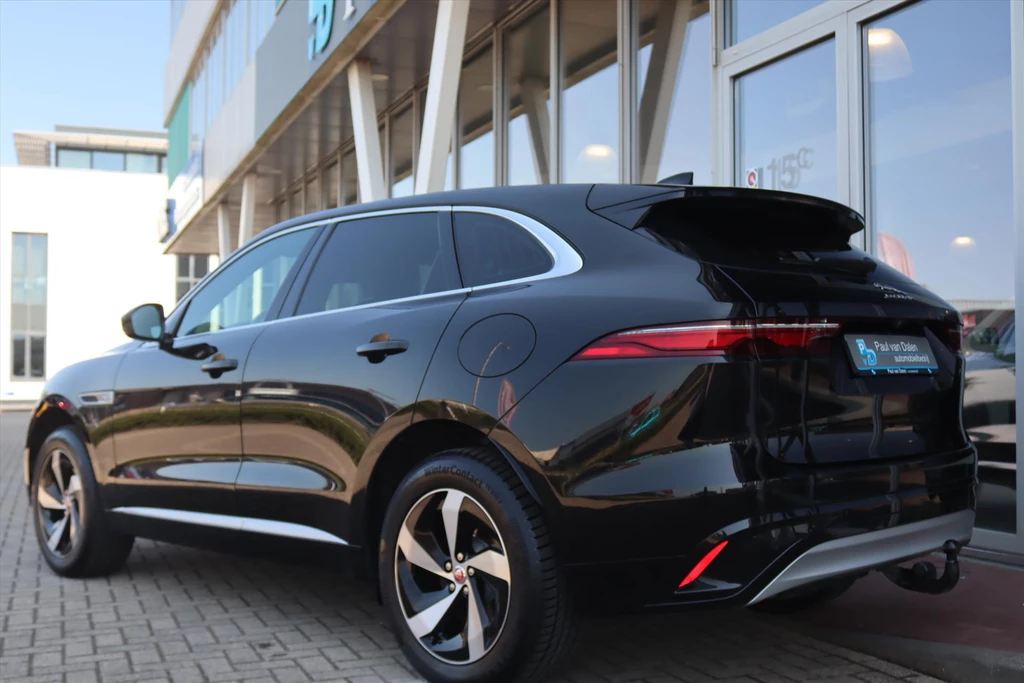 Jaguar F-PACE – foto 8