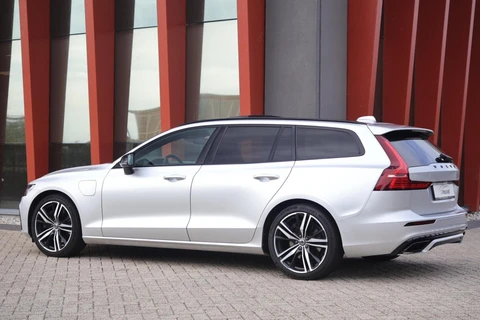 Volvo V60 T6 Recharge AWD R-Design