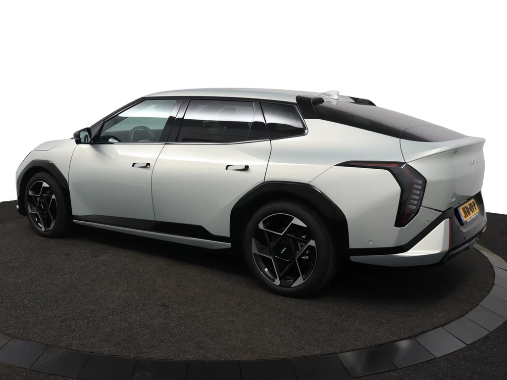 Kia EV4 – foto 4