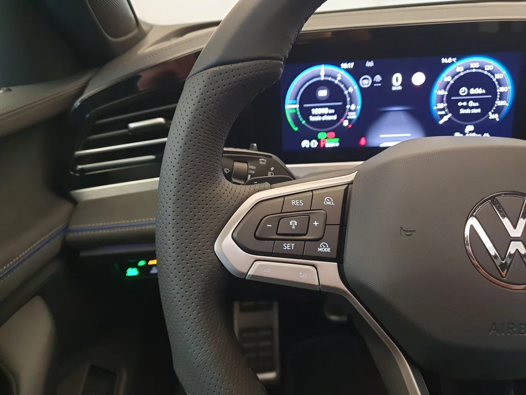 Volkswagen Passat – foto 12