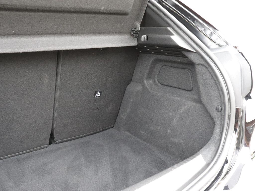 Peugeot 208 – foto 37