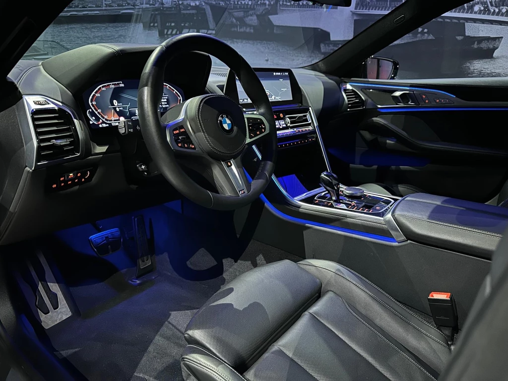 BMW 8 Serie – foto 19