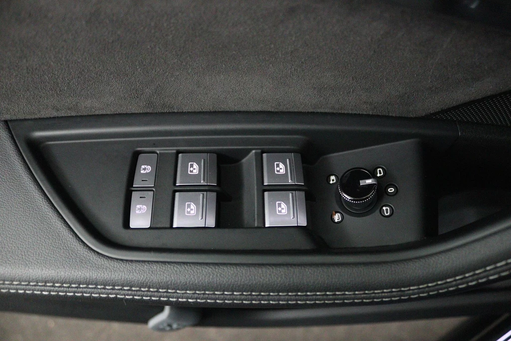 Audi e-tron – foto 11