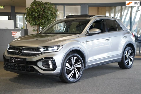 Volkswagen T-Roc 1.5 TSI R-Line DSG Pano Navi Virtual Led Cam Acc Pdc