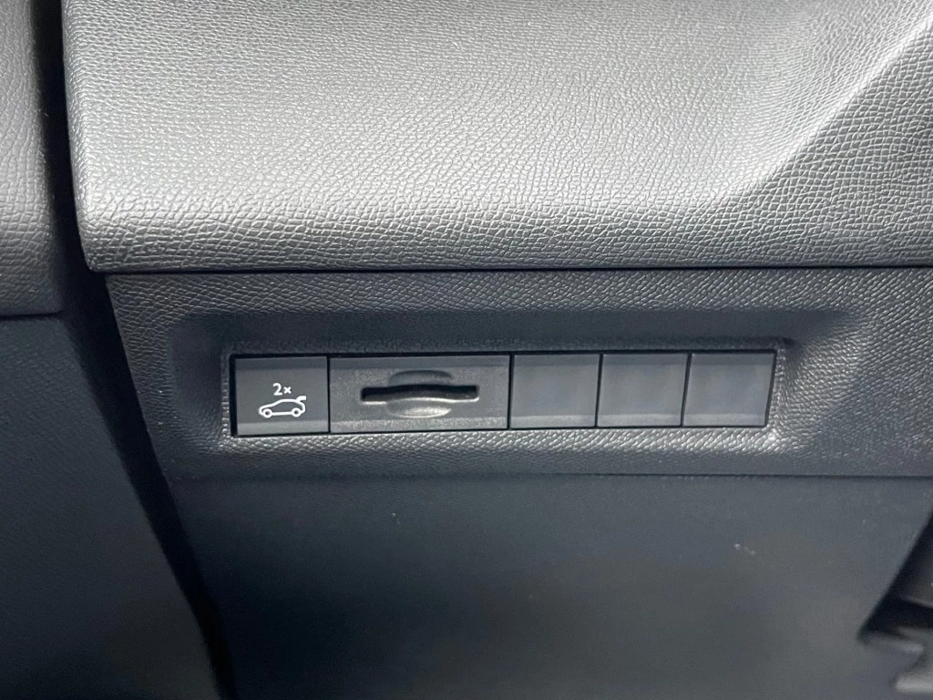 Peugeot 408 – foto 17