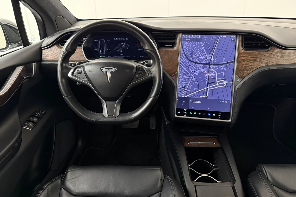 Tesla Model X – foto 13