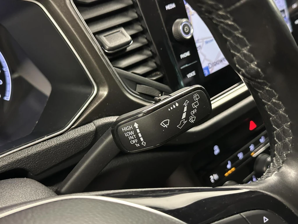 Volkswagen T-Roc – foto 25