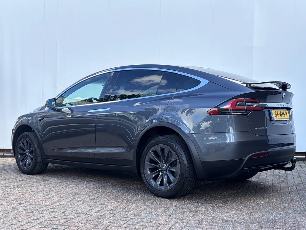 Tesla Model X – foto 4