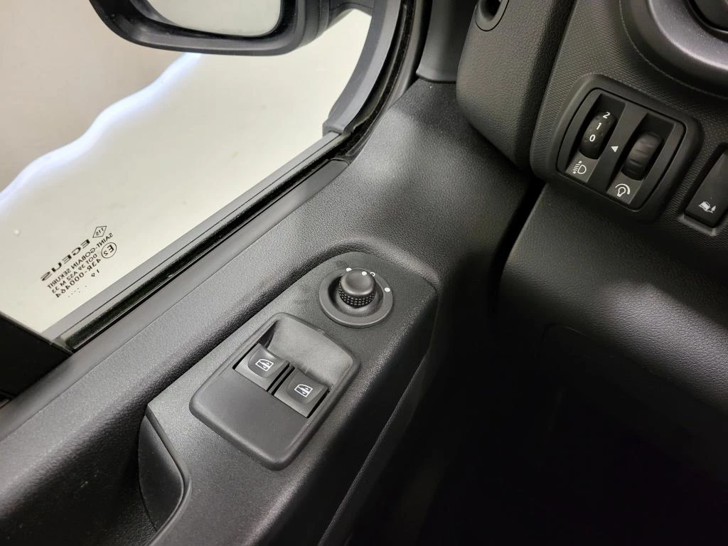 Renault Trafic – foto 15