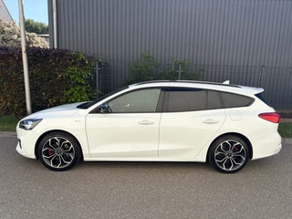 Ford Focus – thumbnail 4