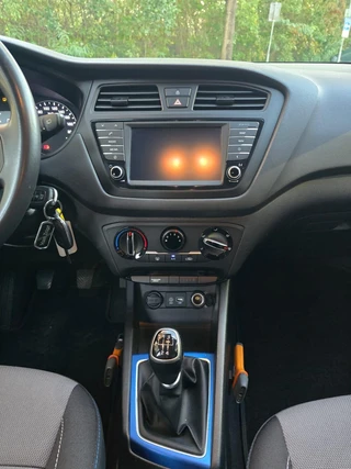Hyundai i20 – thumbnail 25