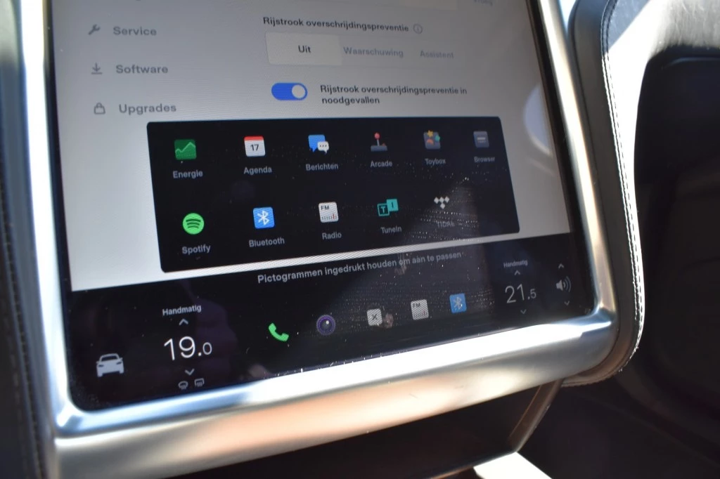 Tesla Model X – foto 29